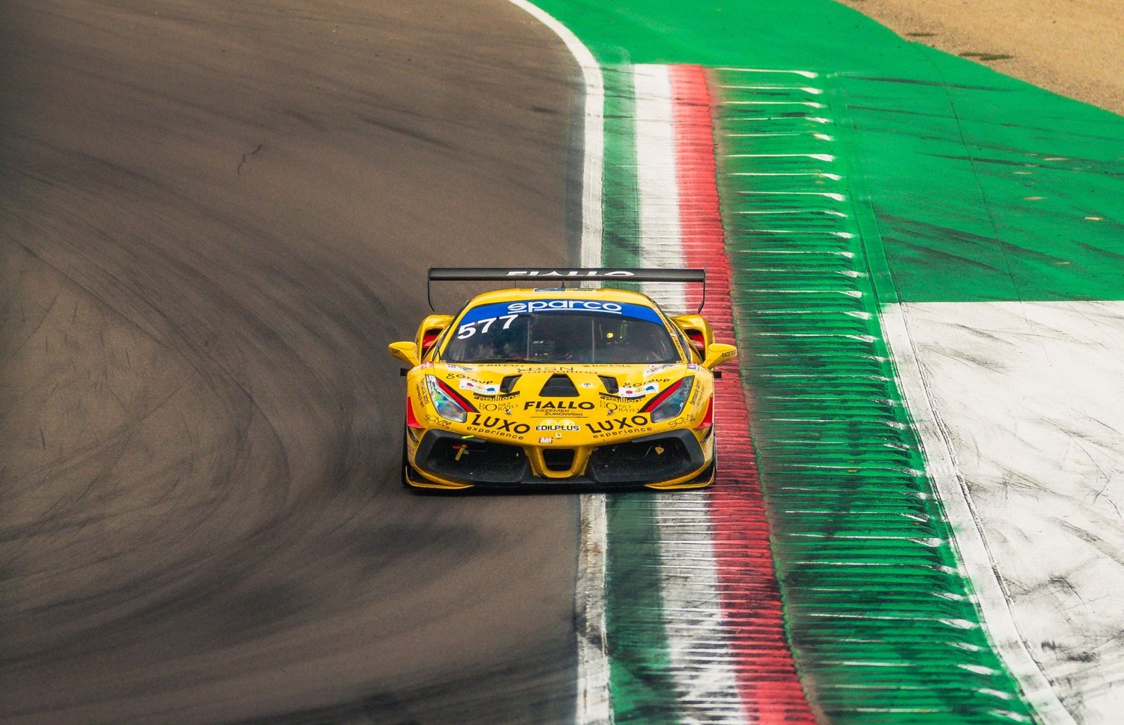 Double TT Racing sul podio a Imola