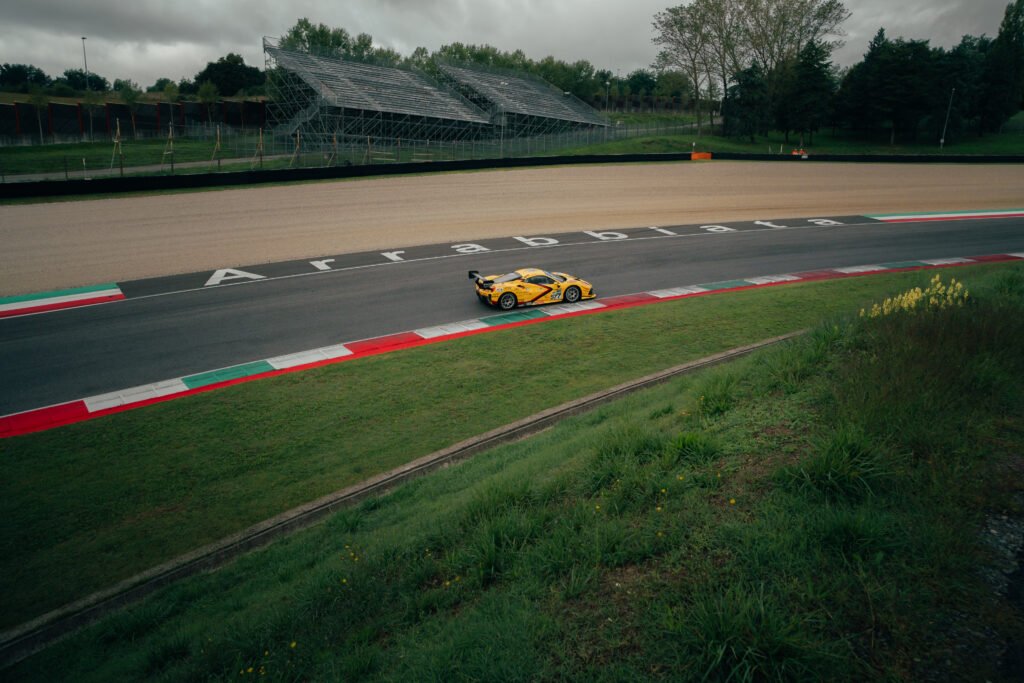 Double TT Racing: weekend sfortunato al Mugello