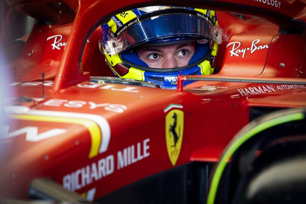 Oliver Bearman, driver Academy Ferrari, durante il GP di F1 a Jeddah nel 2024