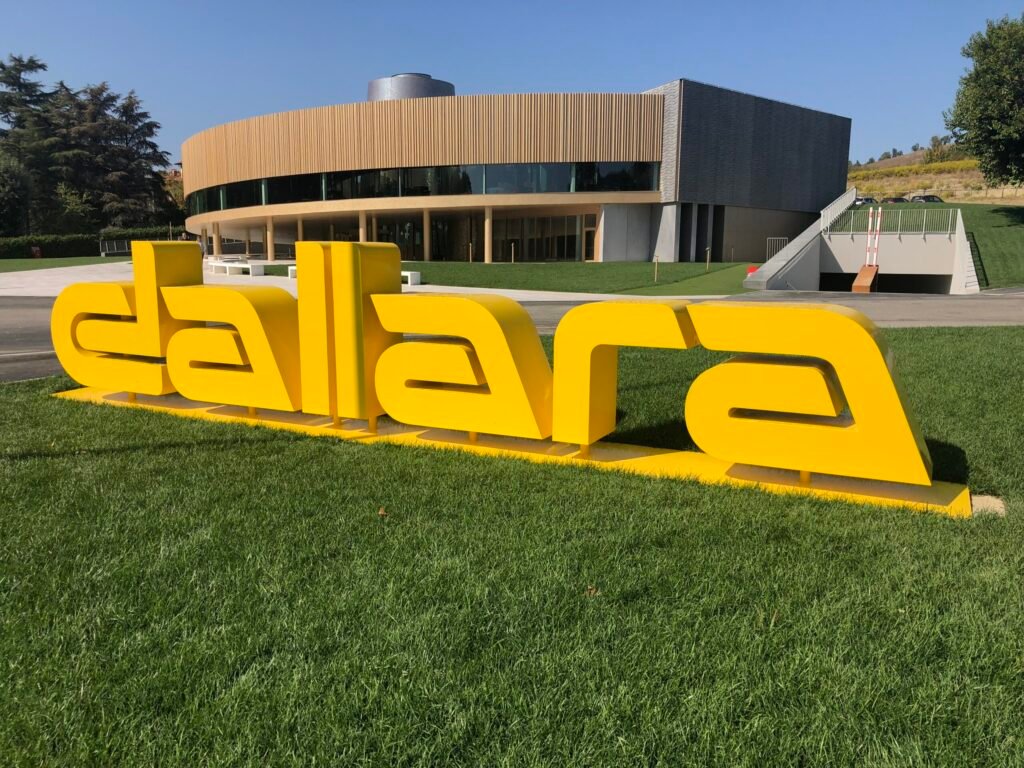 Dallara: passione e ingegneria italiana che hanno tracciato la strada del Motorsport